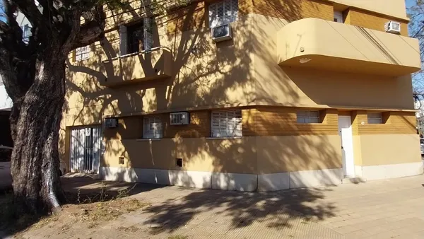 Oficina en VENTA oficinas / consultorios con monoambiente barrio Constituyentes