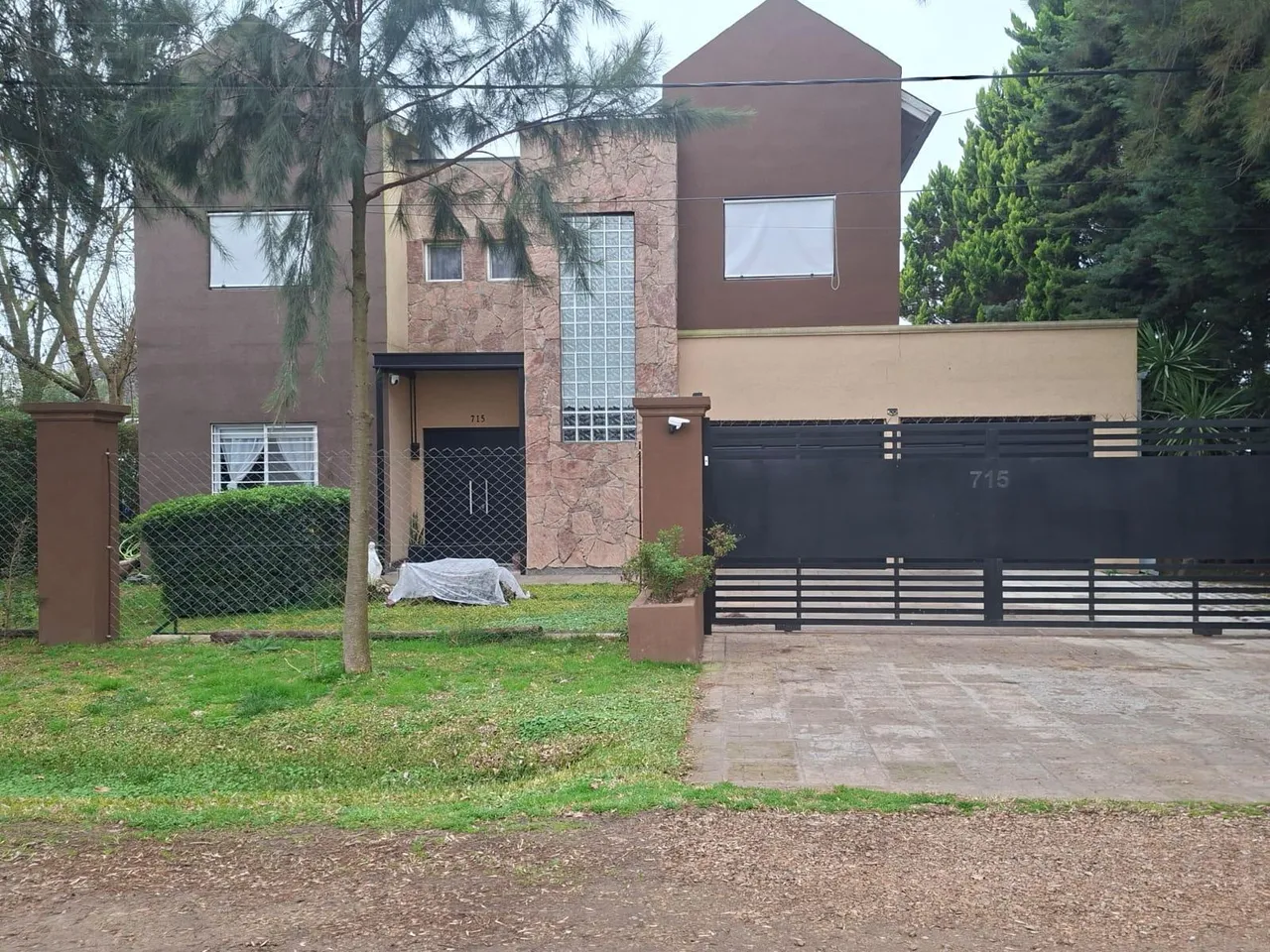 Casa en SDA. Venta Casa 3 ambientes, casa de huéspedes, Parque Sakura, Moreno al 800, Exaltacion de la Cruz, Apta crédito