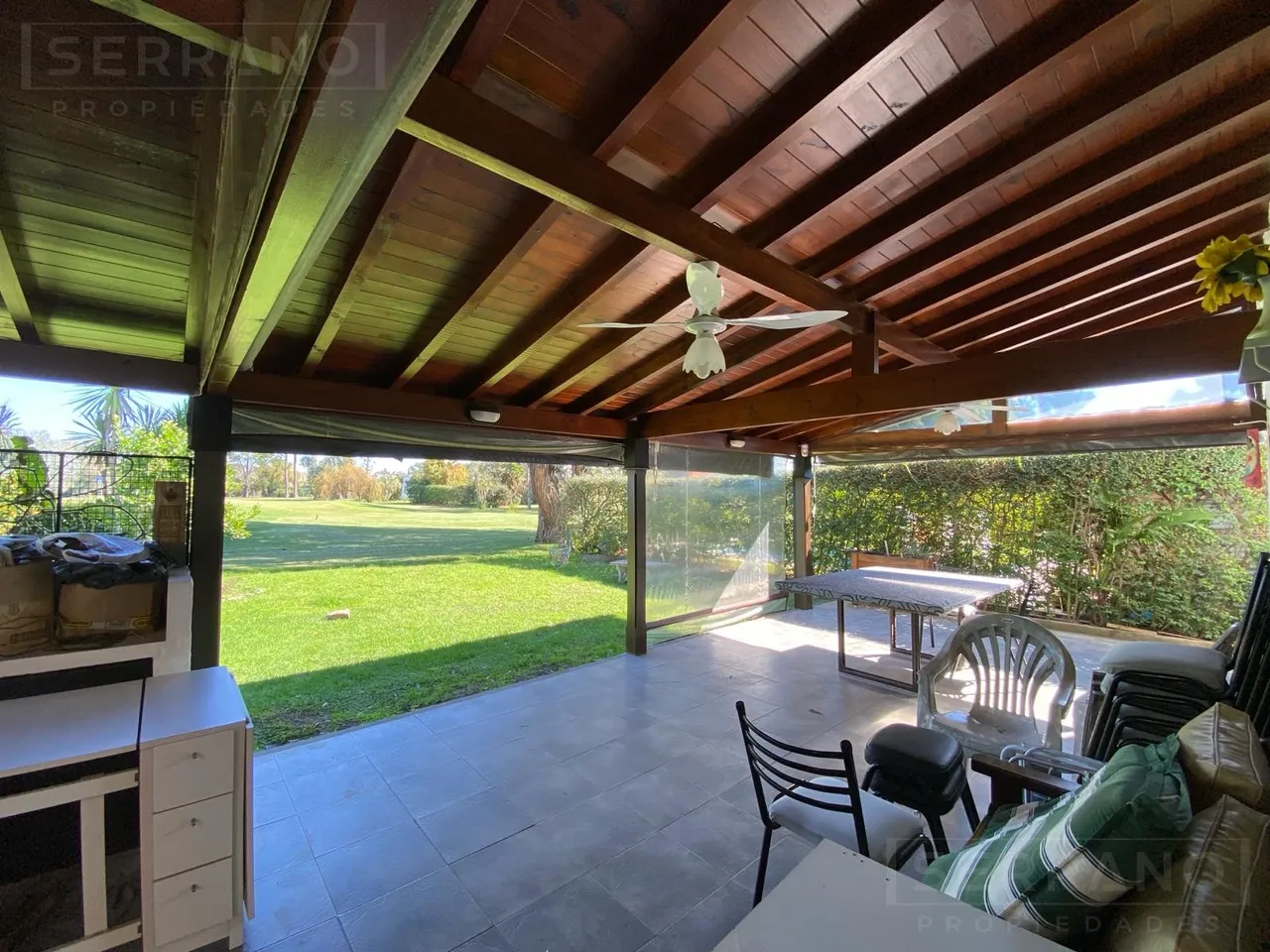 Casa en AUR.Venta. Casa 3 dormitorios, vista al golf, Country Indio Cua, Apta Crédito