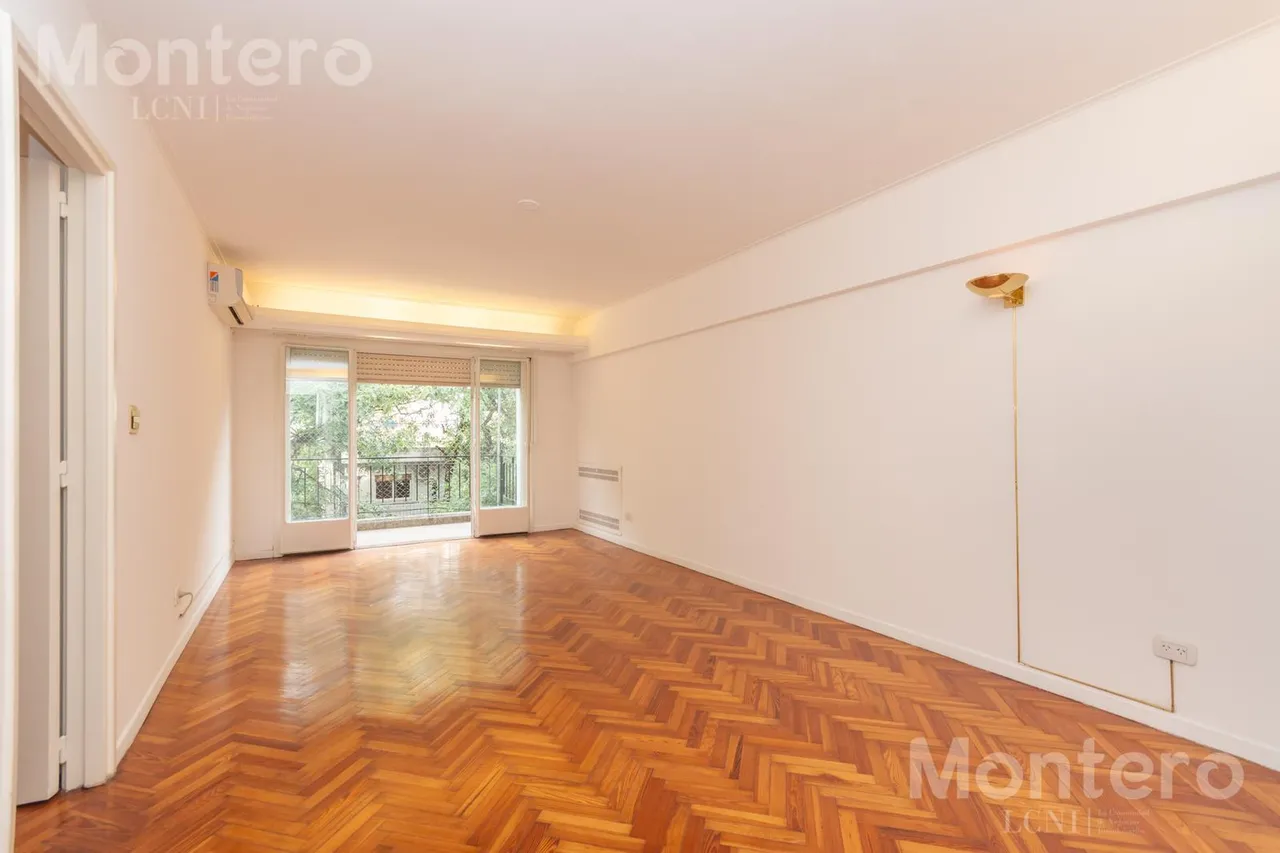 Departamento en Roosevelt al 2300