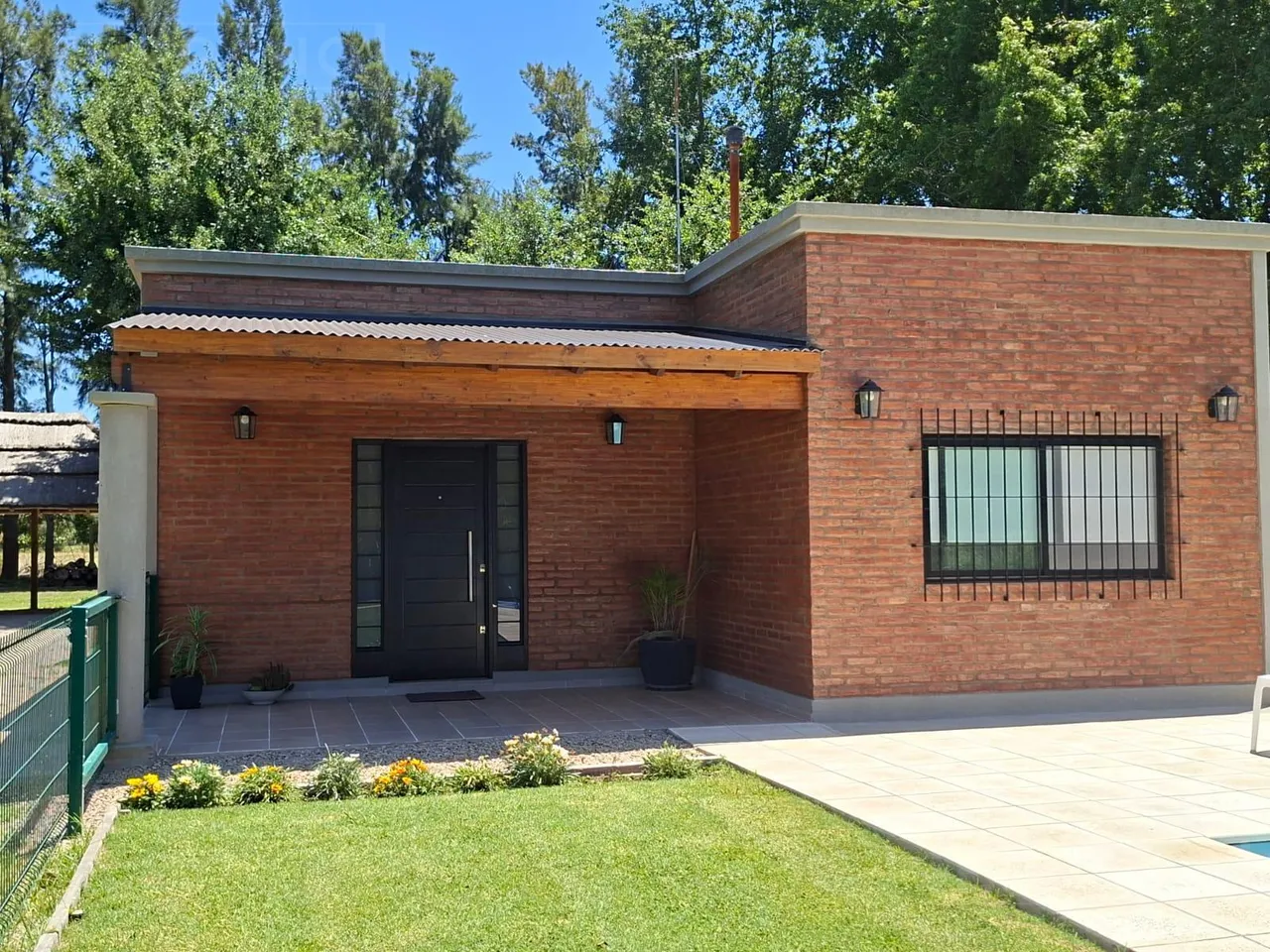 Casa en SDA. Venta casa 3 amb sobre lote de 1950 m2, Parque Sakura III, Exaltacion de la Cruz, APTA CREDITO