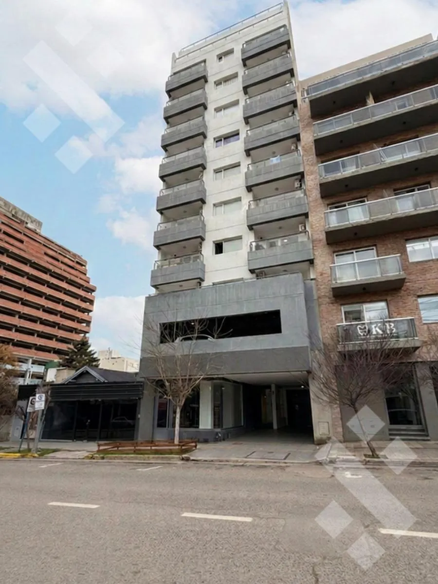 Departamento en VENTA Departamento 1 Dorm + Cochera - Area Centro Este