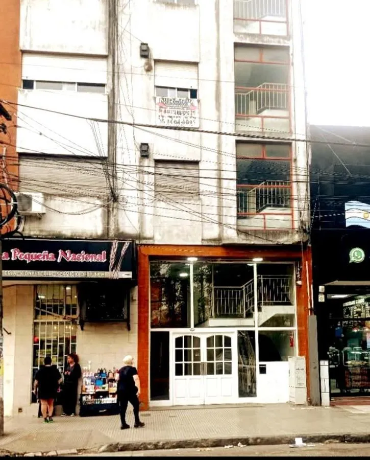 Departamento en Leandro N. Alem 100