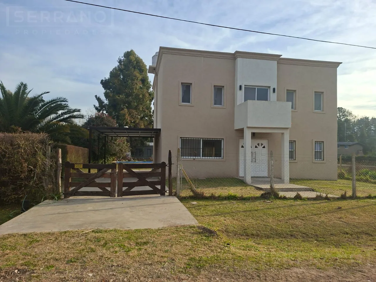 Casa en SDA. Venta Casa 3 dorm, 3 baños, pileta, Barrio Parque Sakura, calle Guiraldes al 600, Exaltación de la Cruz, APTA CREDITO