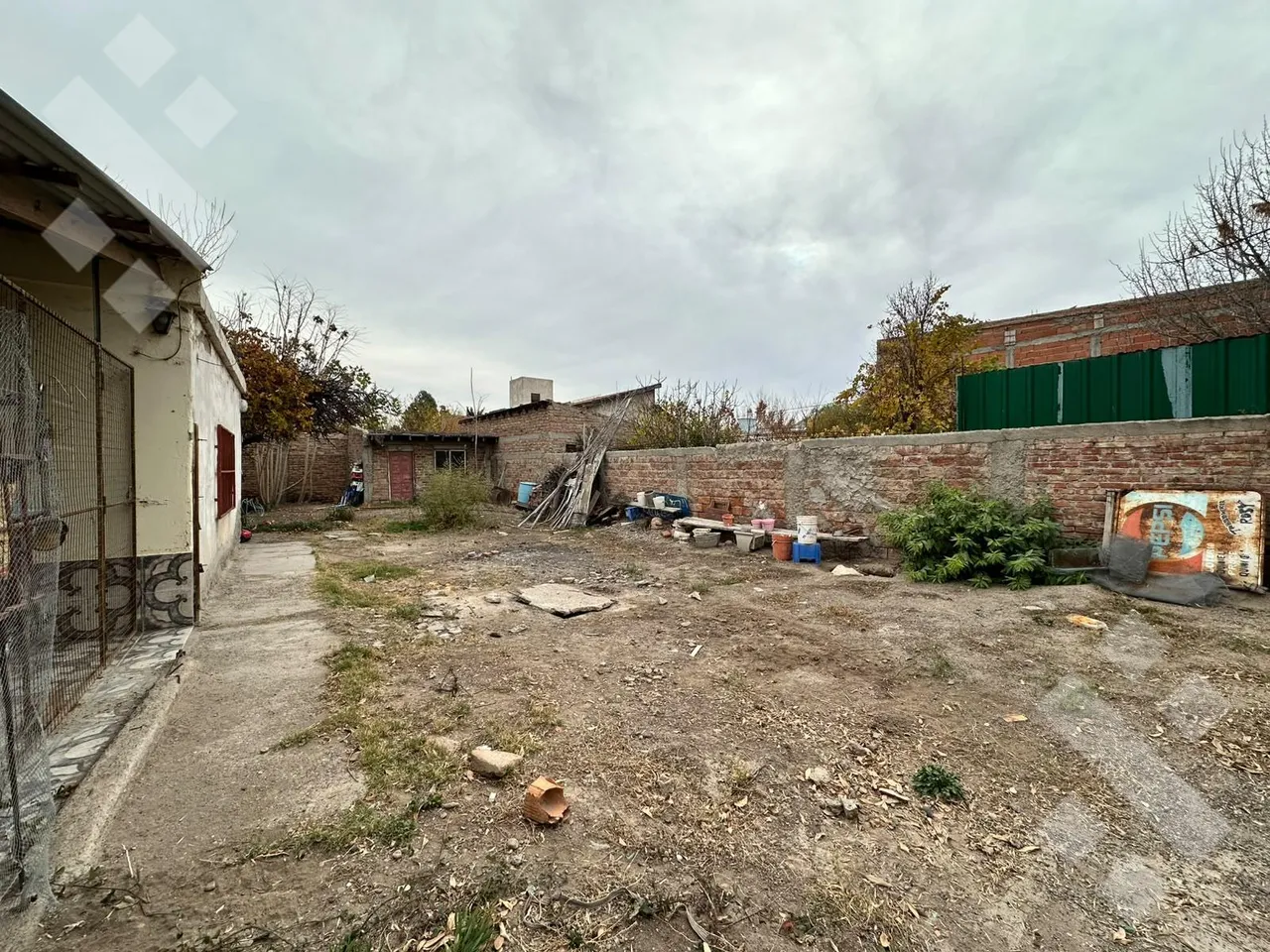 Terreno en Cacique Purran al 600