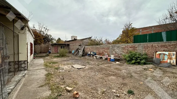 Terreno en Cacique Purran al 600
