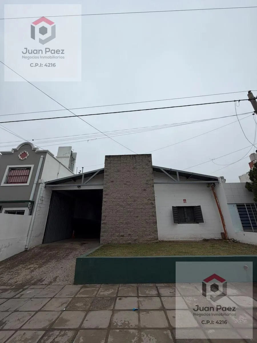 Galpon en Cortes y Fernandez al 200 barrio Uritorco