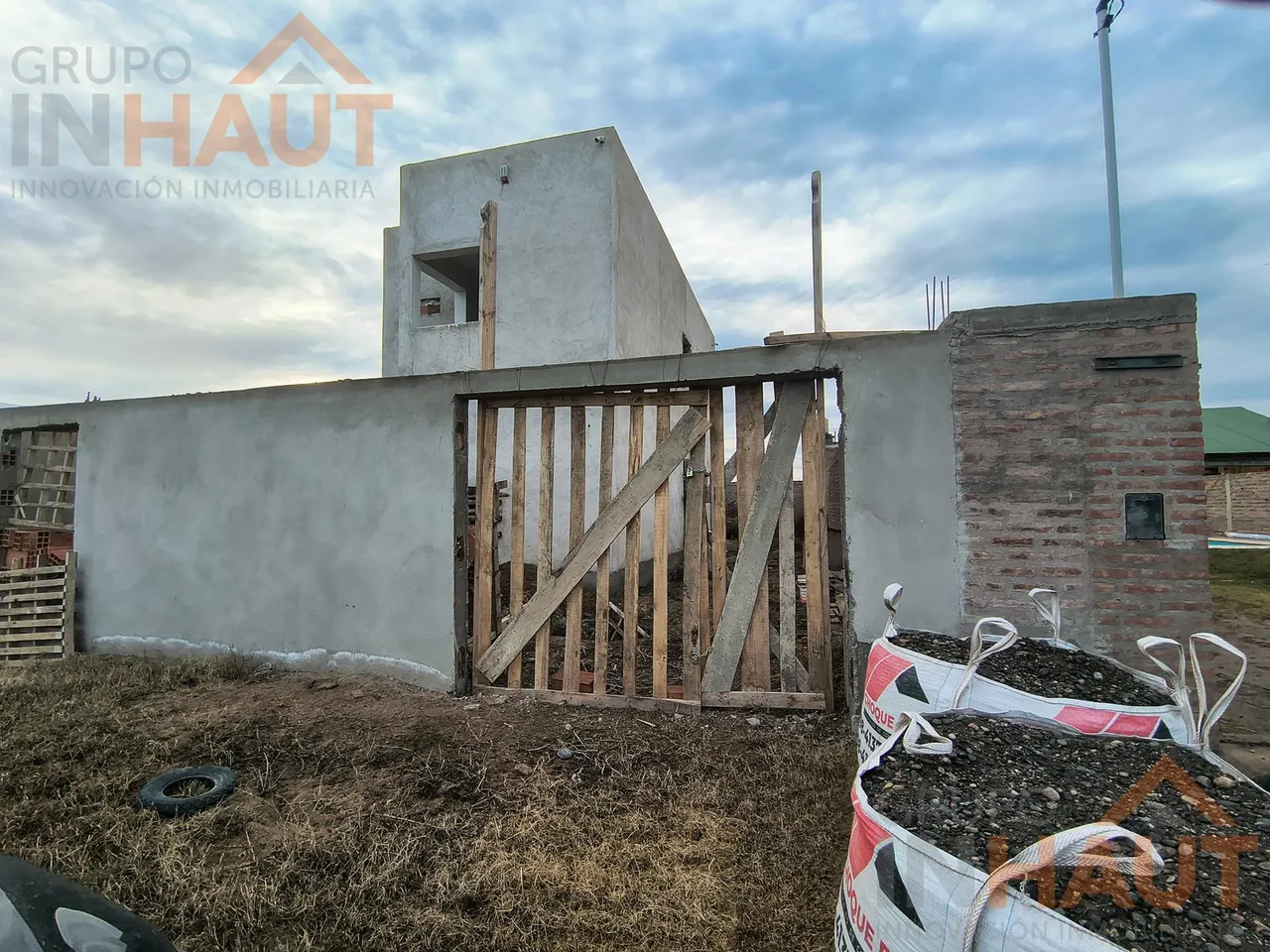 Casa en Silvia Jara al 300