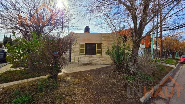Casa en Casa en venta, Rio Santiago & Vélez Sarsfield, Cipolletti