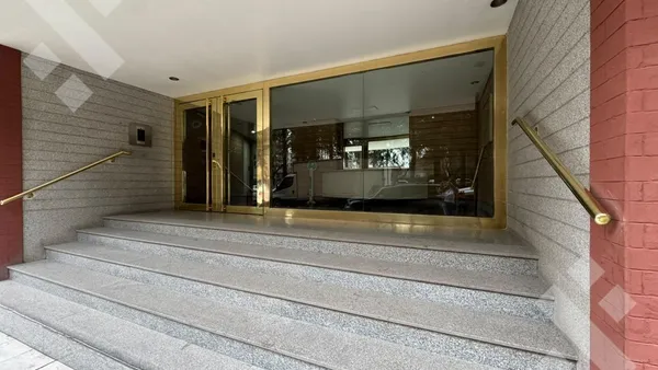 Departamento en Avenida Argentina y 9 de Julio