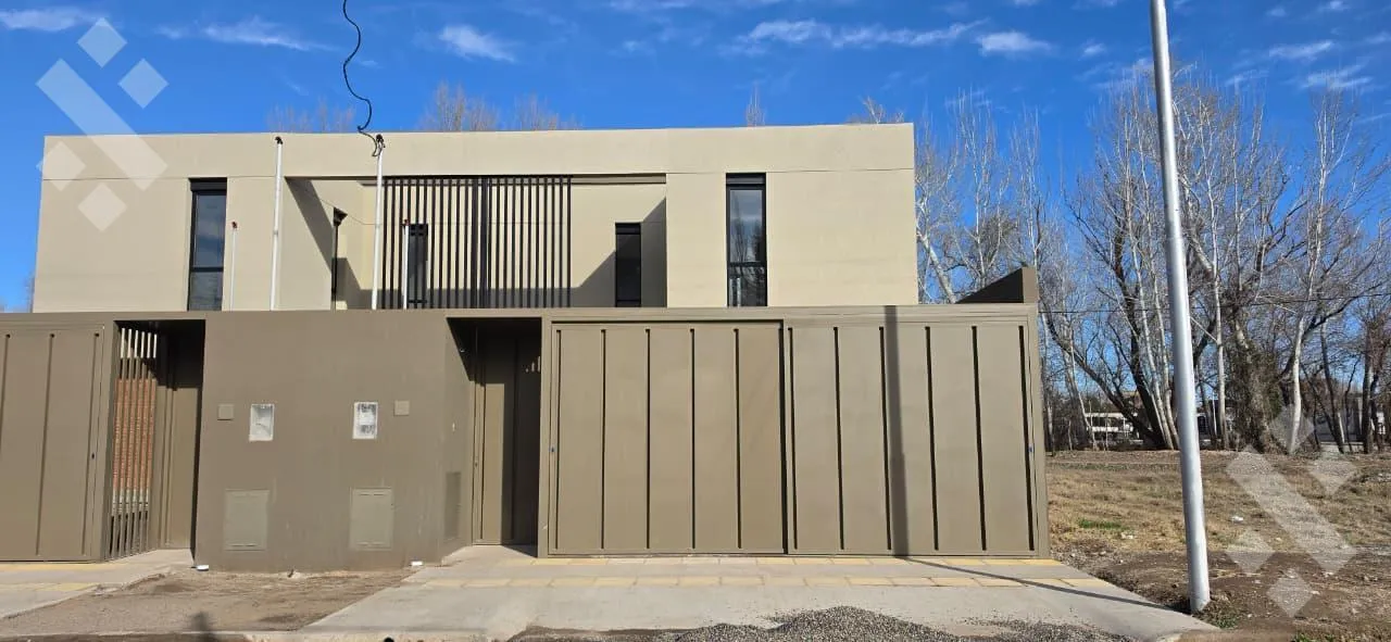 Casa en Venta Dúplex 2 dormi + Patio con parrilla - Bº Ayres del Limay - Neuquén Capital
