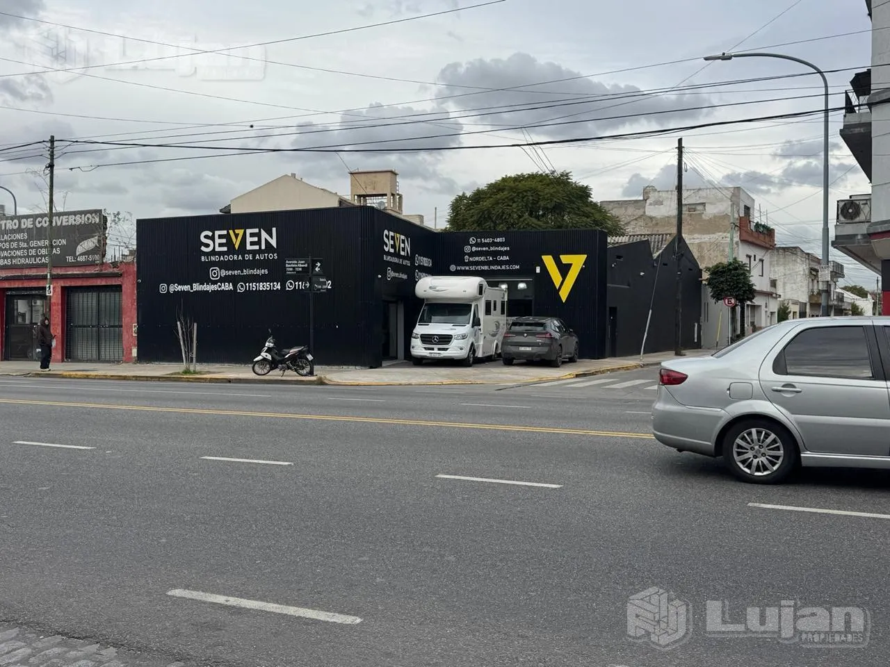 Terreno en Av Alberdi 7200