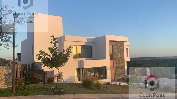 Casa en LA DESEADA RUTA E 55 KM 7