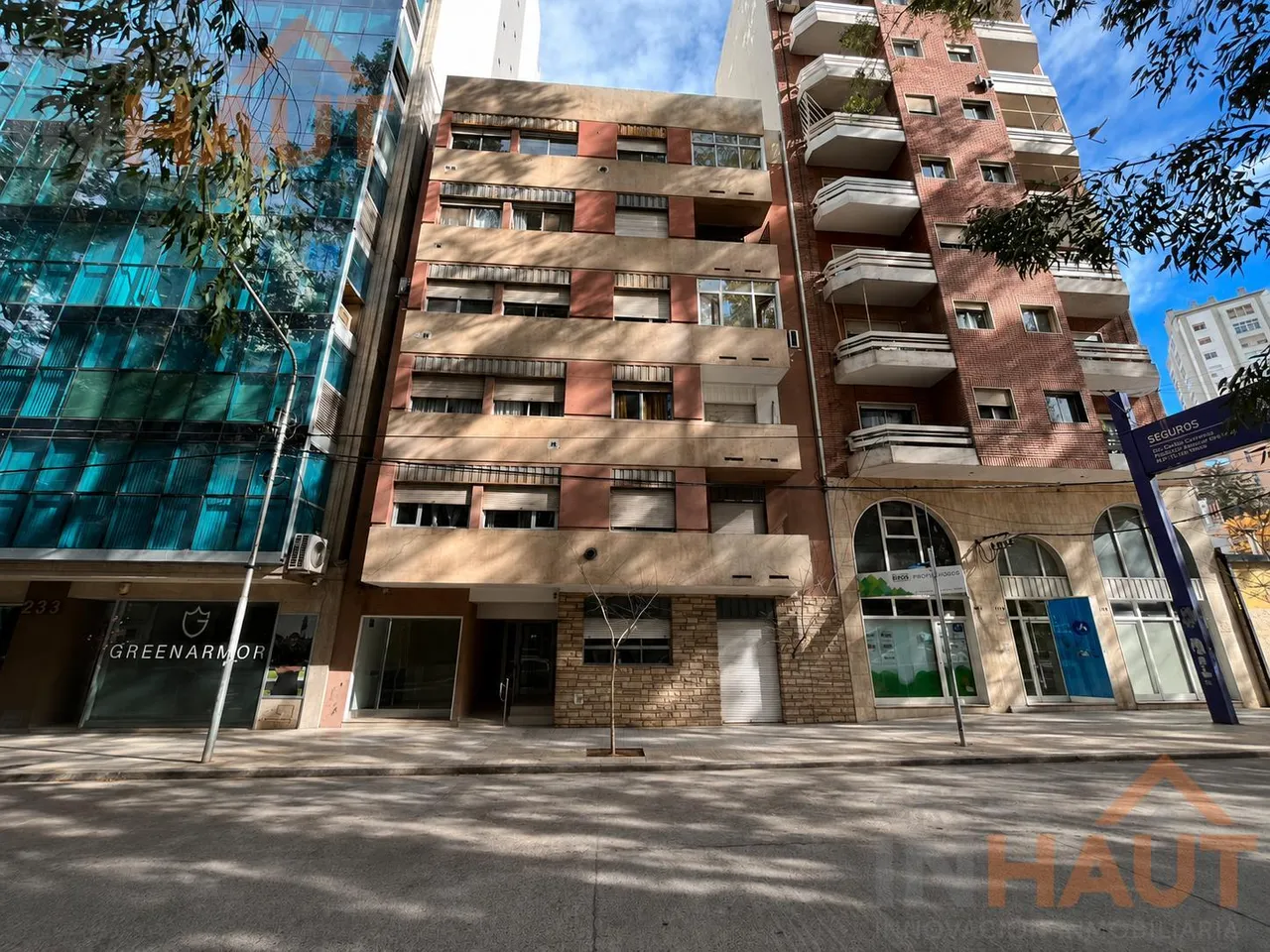 Departamento en Diagonal 25 de mayo al 200