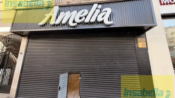 Local Comercial en Rivadavia 2450 entre Santa Fe y Santiago del Estero