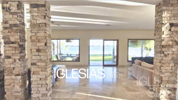 Casa en Av del Golf al 1700
