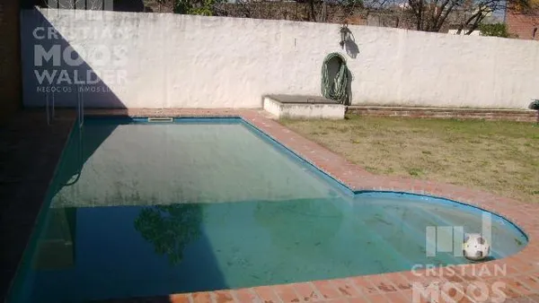 Casa en ESCOBAR