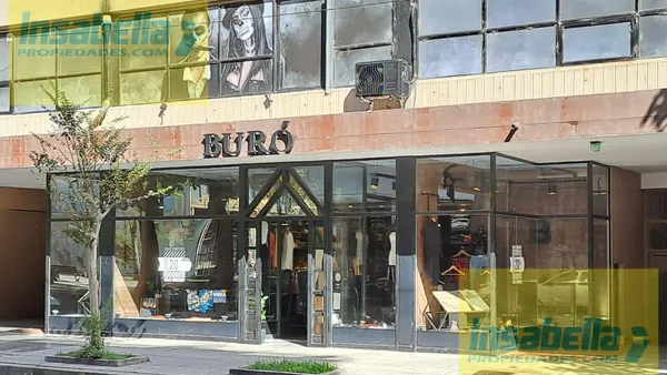 Local Comercial en La Rioja 1651, entre San Martin y Av. Luro