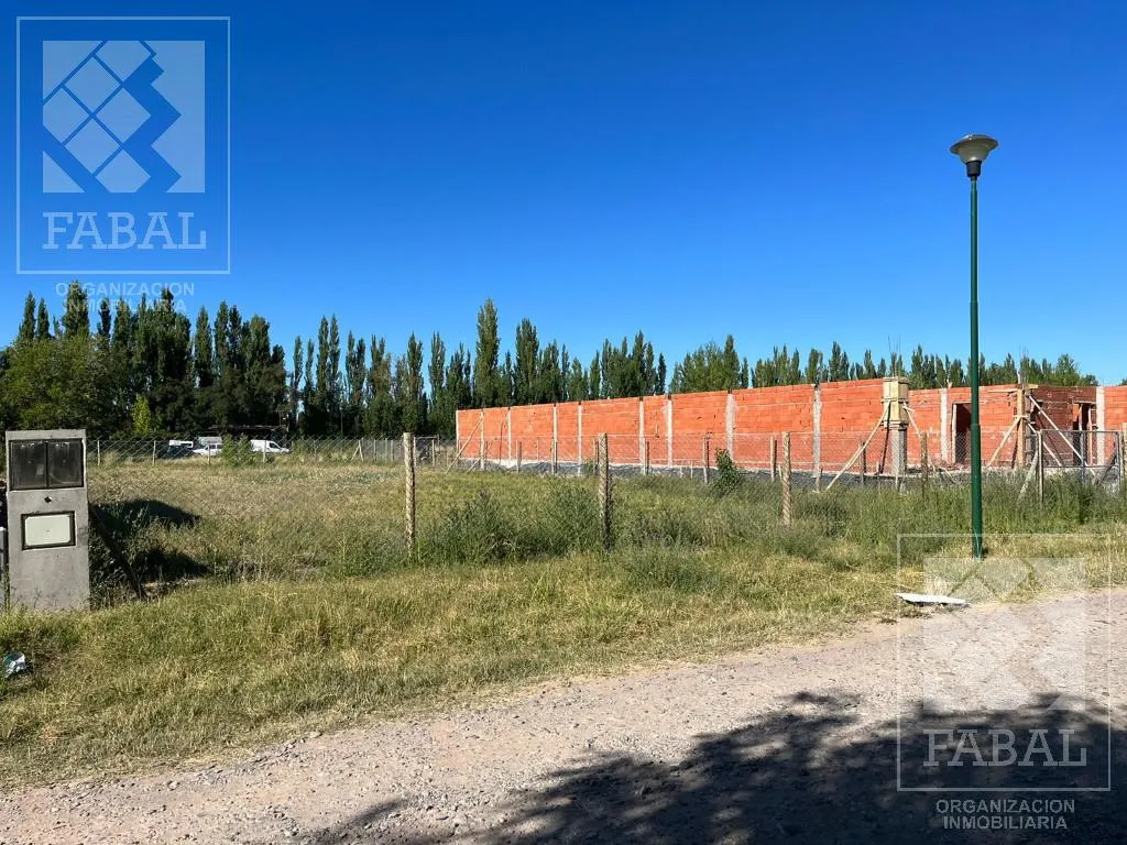 Terreno en Enrique Luengo