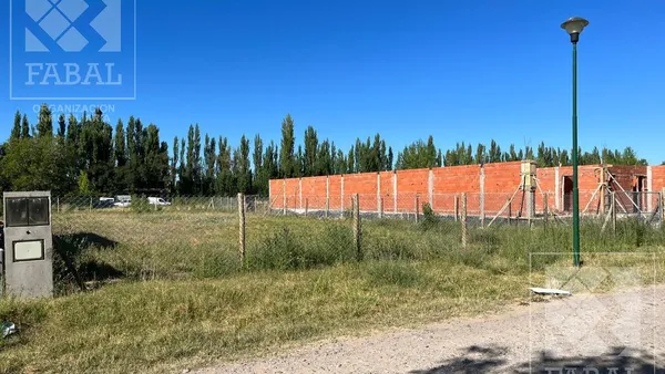 Terreno en Enrique Luengo