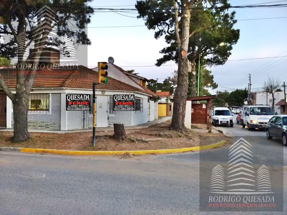 Casa en Av. Tucuman y Falkner