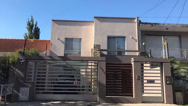 Casa en Machado 1800