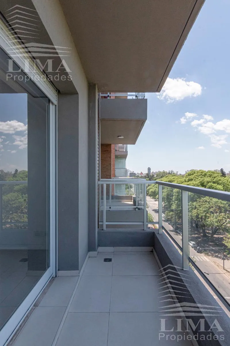Departamento en Av. Pellegrini 2600 1 dormitorio