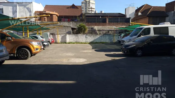 Cochera en Escobar centro