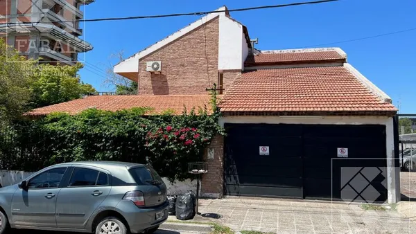 Terreno en Alberdi 700