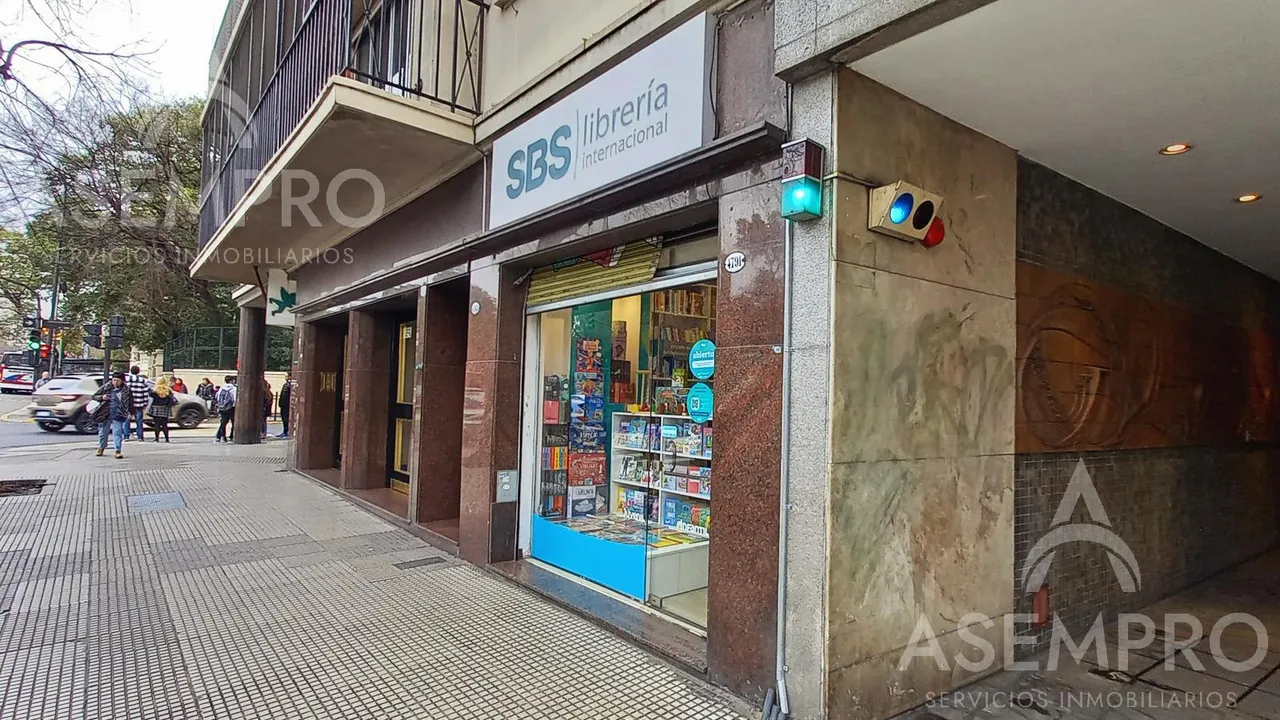 Local Comercial en Av. Rivadavia al 4700