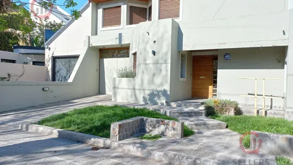 Casa en Venta- Casa 4 dormitorios- B° Capellán- Cipolletti- Rio Negro