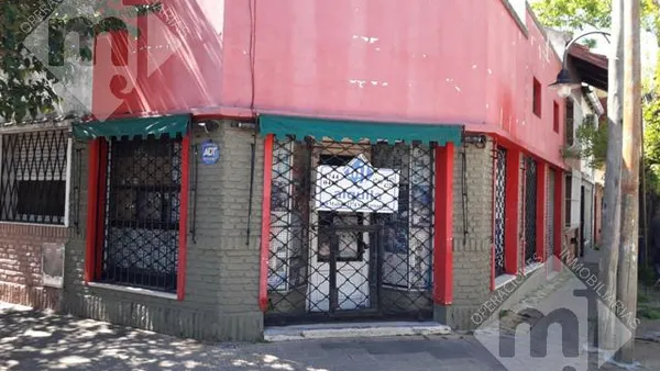 Local Comercial en Alvear al 1800