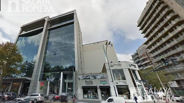 Oficina en DEL LIBERTADOR, AVDA. entre ROOSEVELT y UGARTE