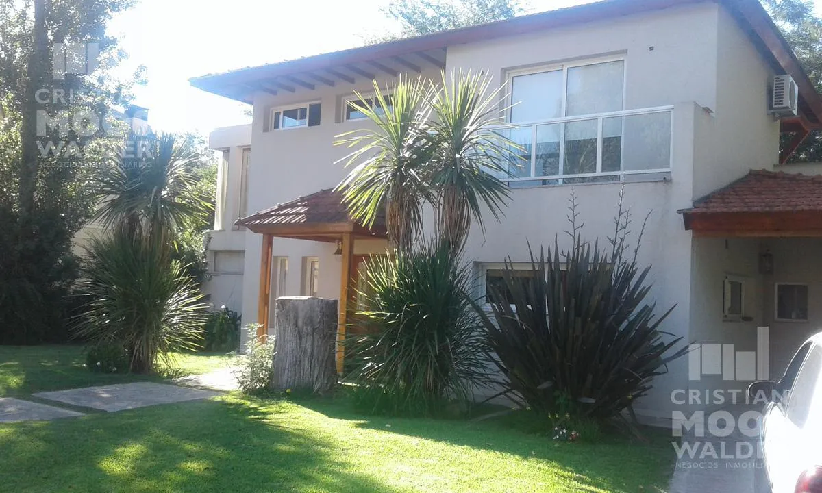 Casa en Casa en El Aromo