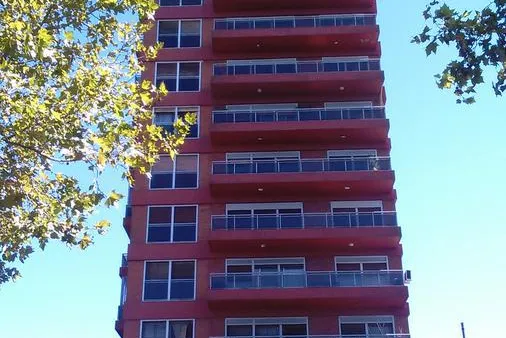 Departamento en Sarmiento al 1200