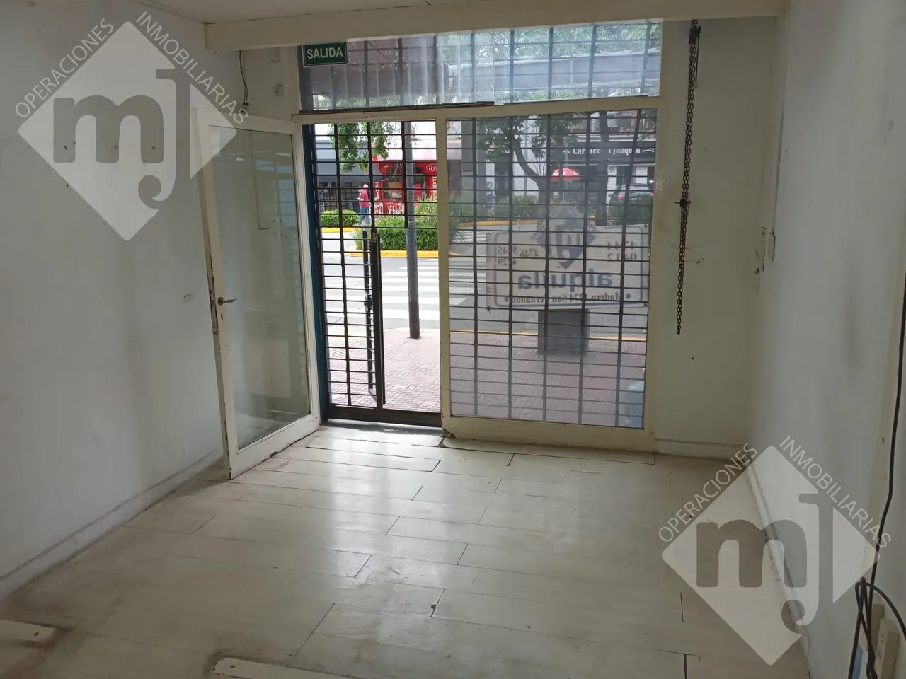 Local Comercial en SIMON DE IRIONDO 1107