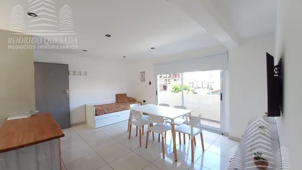 Departamento en Sarmiento y Newbery