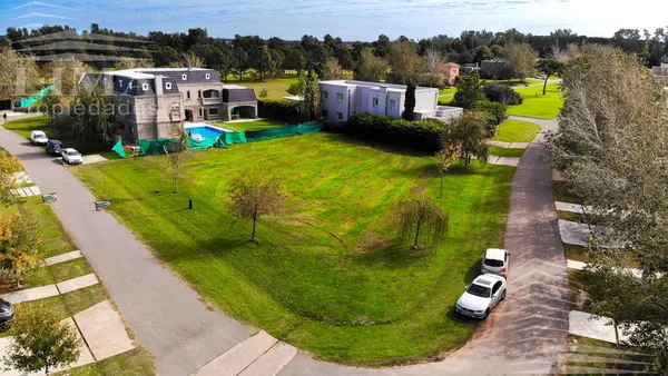 Terreno en Kentucky Club de Campo