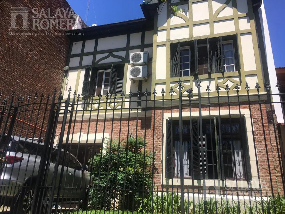 Casa en Pelliza al 600