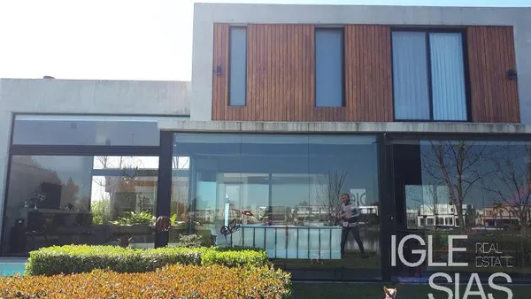 Casa en Las Tipas al lago