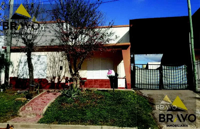 Casa en 3 de Febrero al 200