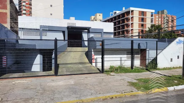 Cochera en San Juan al 2265