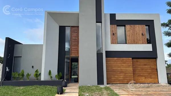 Casa en Barrio Panambí