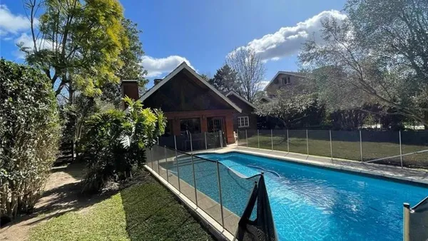 Casa en HEZ Pilar Centro Buenos Aires AR, Amancio Alcorta 1100, B1635 DEL LAGO KM 50 PANAMERICANA FRENTE HUA